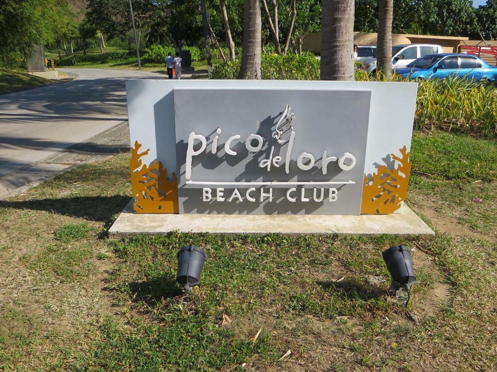 Pico De Loro - Myna B Studio 纳苏格布 外观 照片